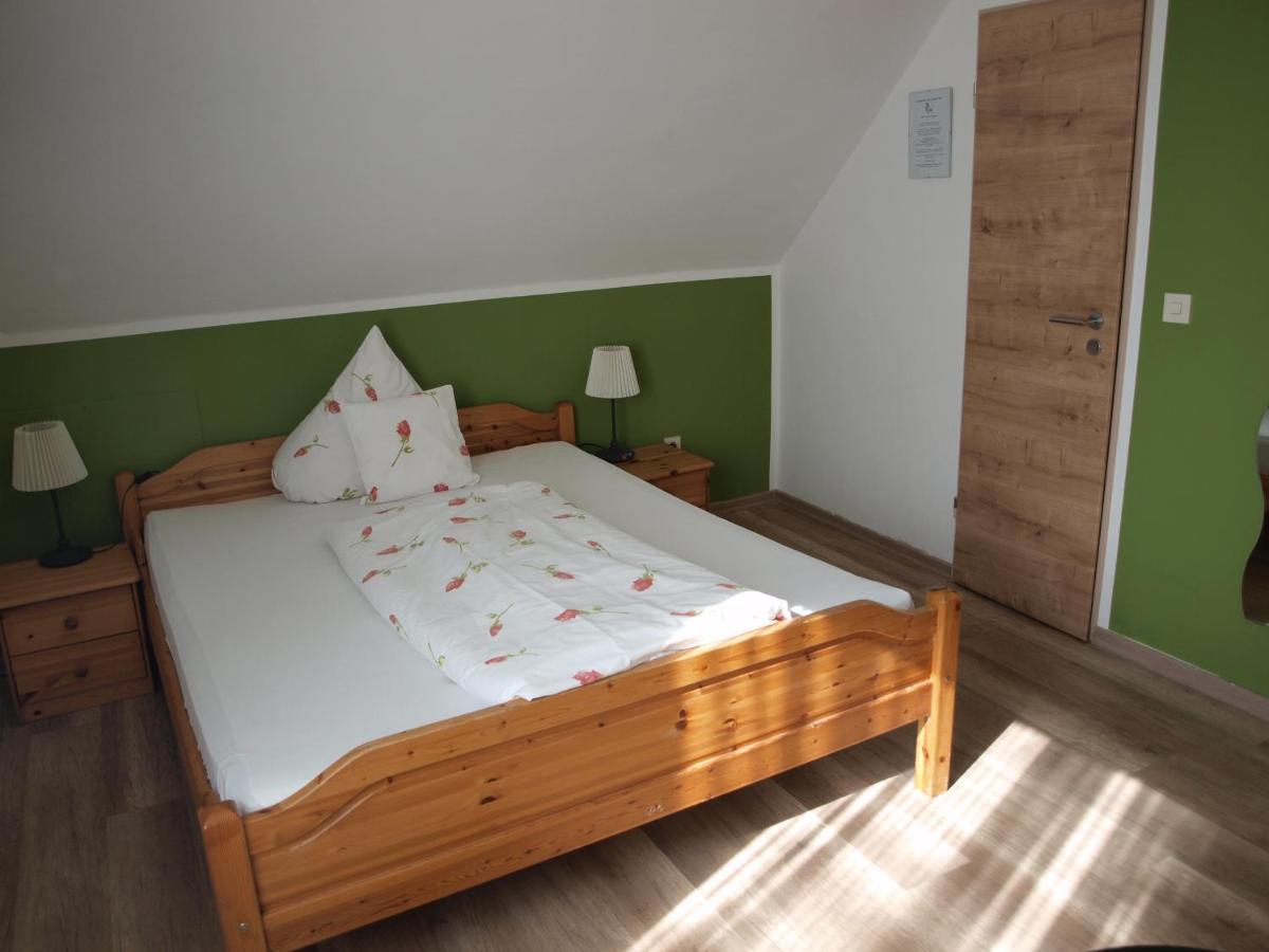Landgasthof Zum Goldenen Loewen Moosbach  Dış mekan fotoğraf